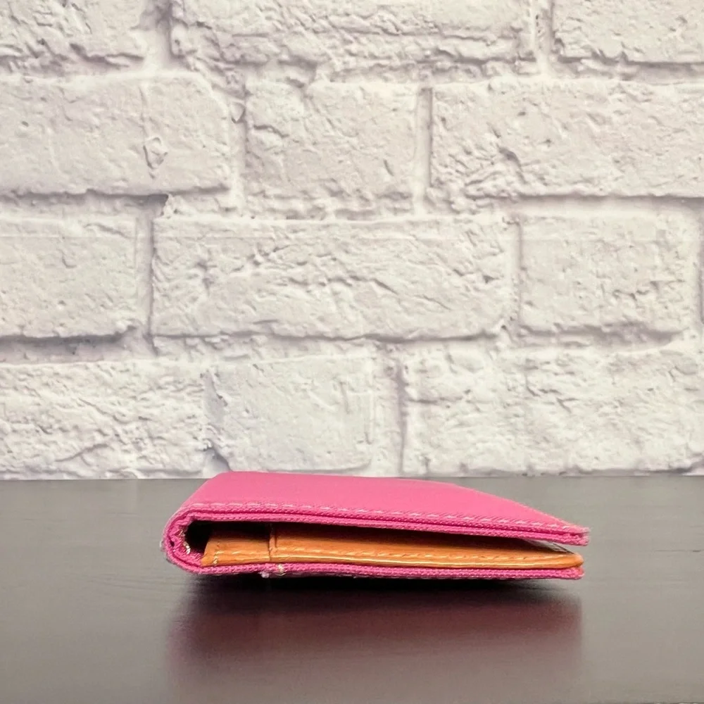 Lands’ End Small Bifold Card Wallet w/Canvas Exterior & Leather Interior - Picture 4 of 10